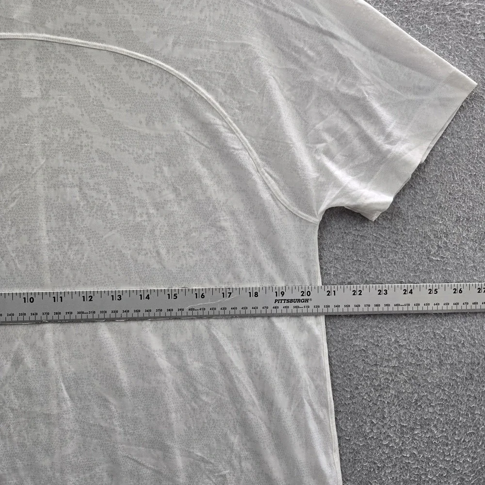 Lululemon Women Shirt 6 White Elastane Nylon Geometric Activewear Crew Neck